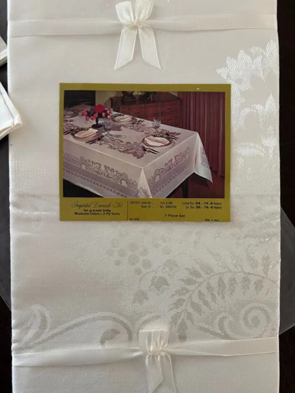 Vintage Occupied Japan Elegant ivory Damask Tablecloth W/ 6 Napkins!